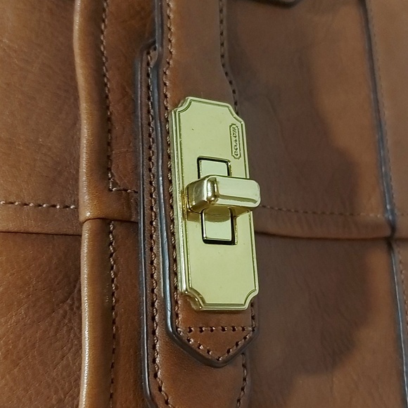 41. COACH CHELSEA LEATHER SATCHEL! - Picture 2 of 14